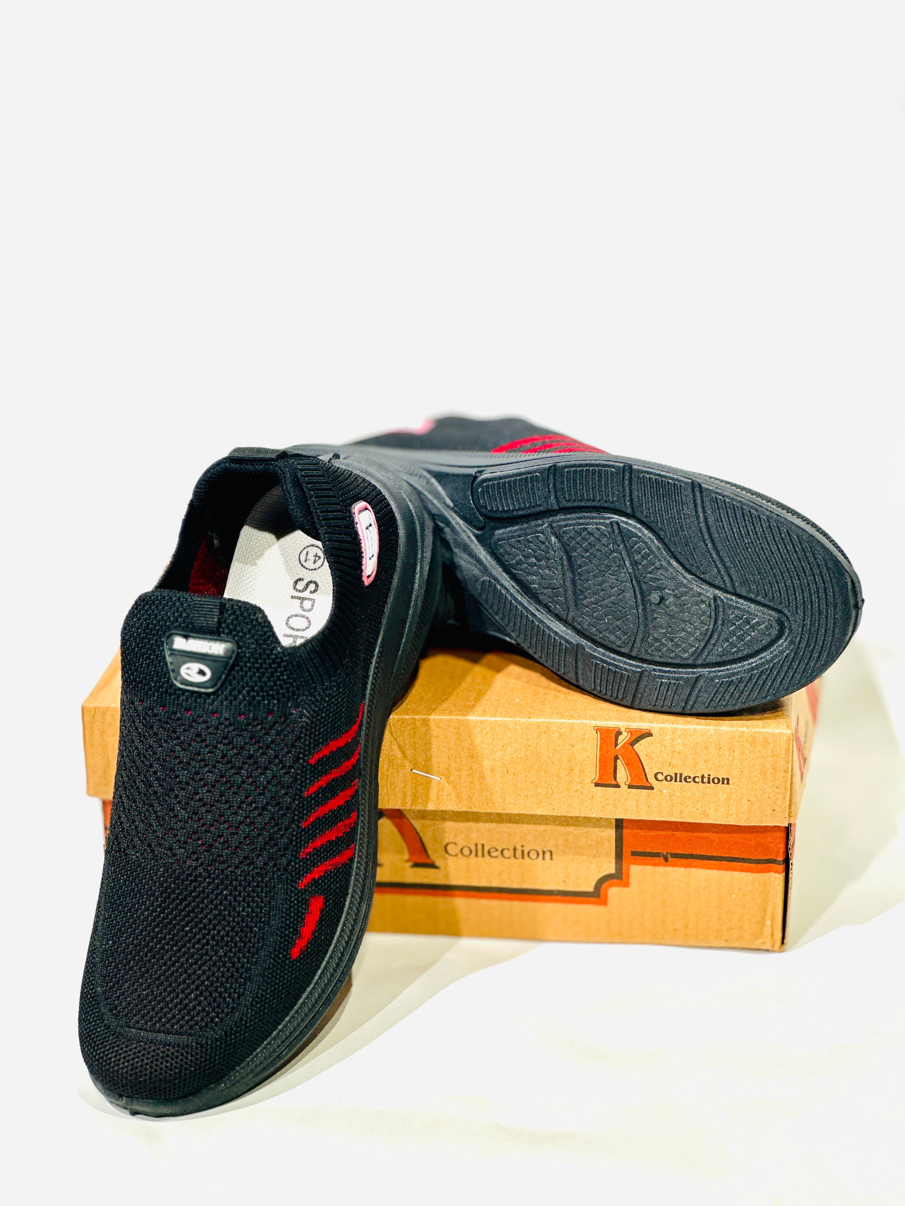 Comfortable Sports Shoes in Black Color for women.