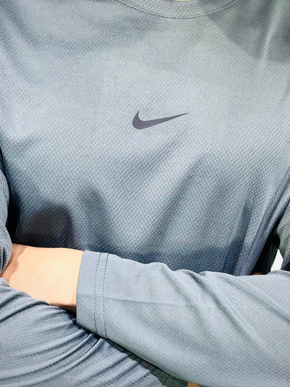 Nike Premium Quality Shirt in Dri-Fit stuff.